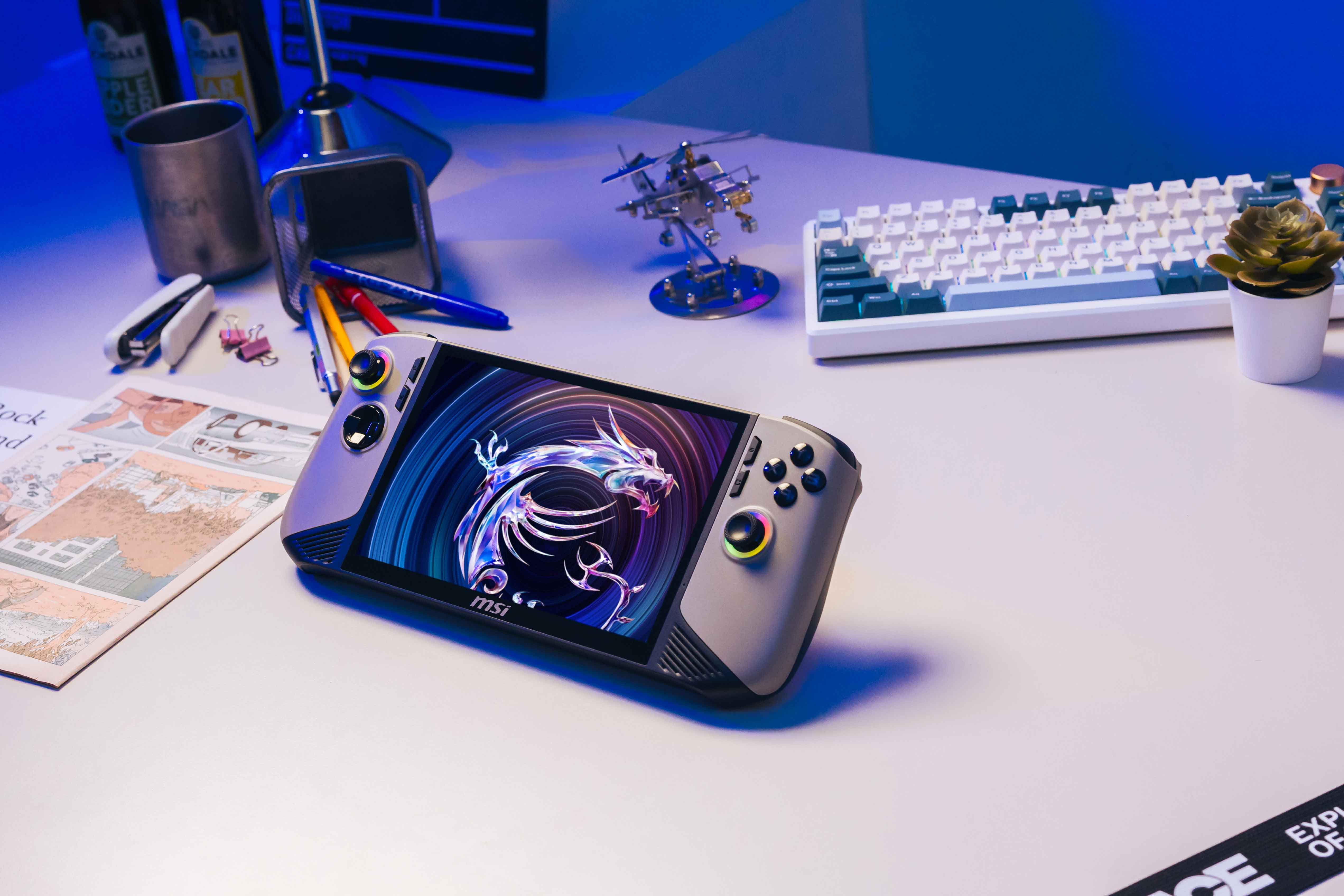 کنسول بازی MSI Claw 8 AI در دی ماه به بازار عرضه شده است